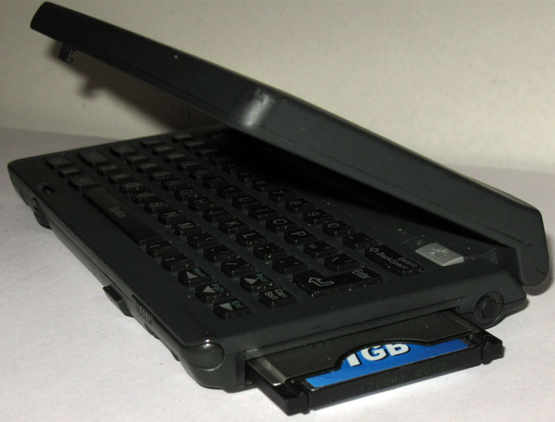 Compaq PC Companion C140. Вид справа