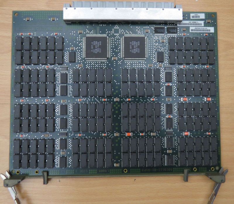 VAX 4000-600A - Плата памяти