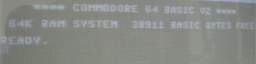 Такое окно встречает пользователя после включения COMMODORE C64C